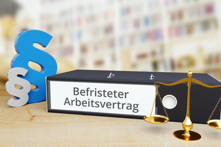 befristeter Arbeitsvertrag-AdobeStock_259002638-mobile